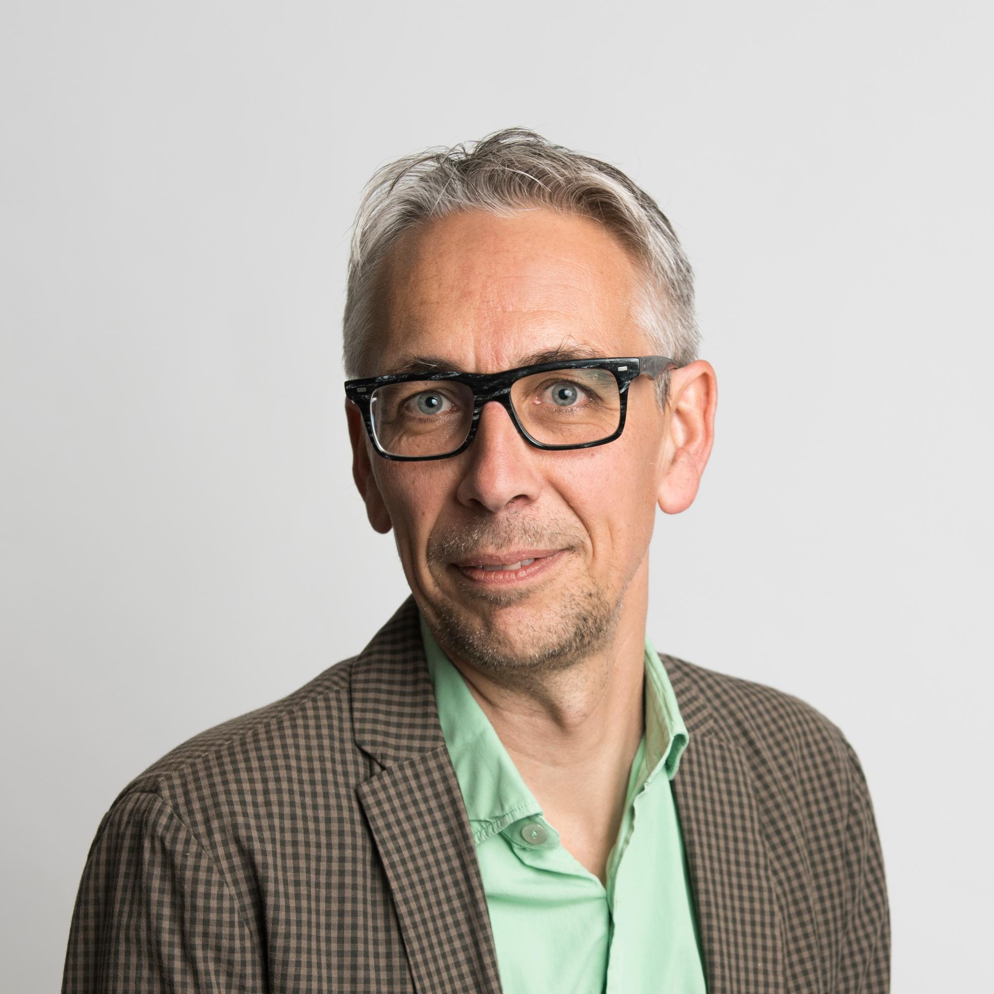 Portrait de l'auteur Luis Lema