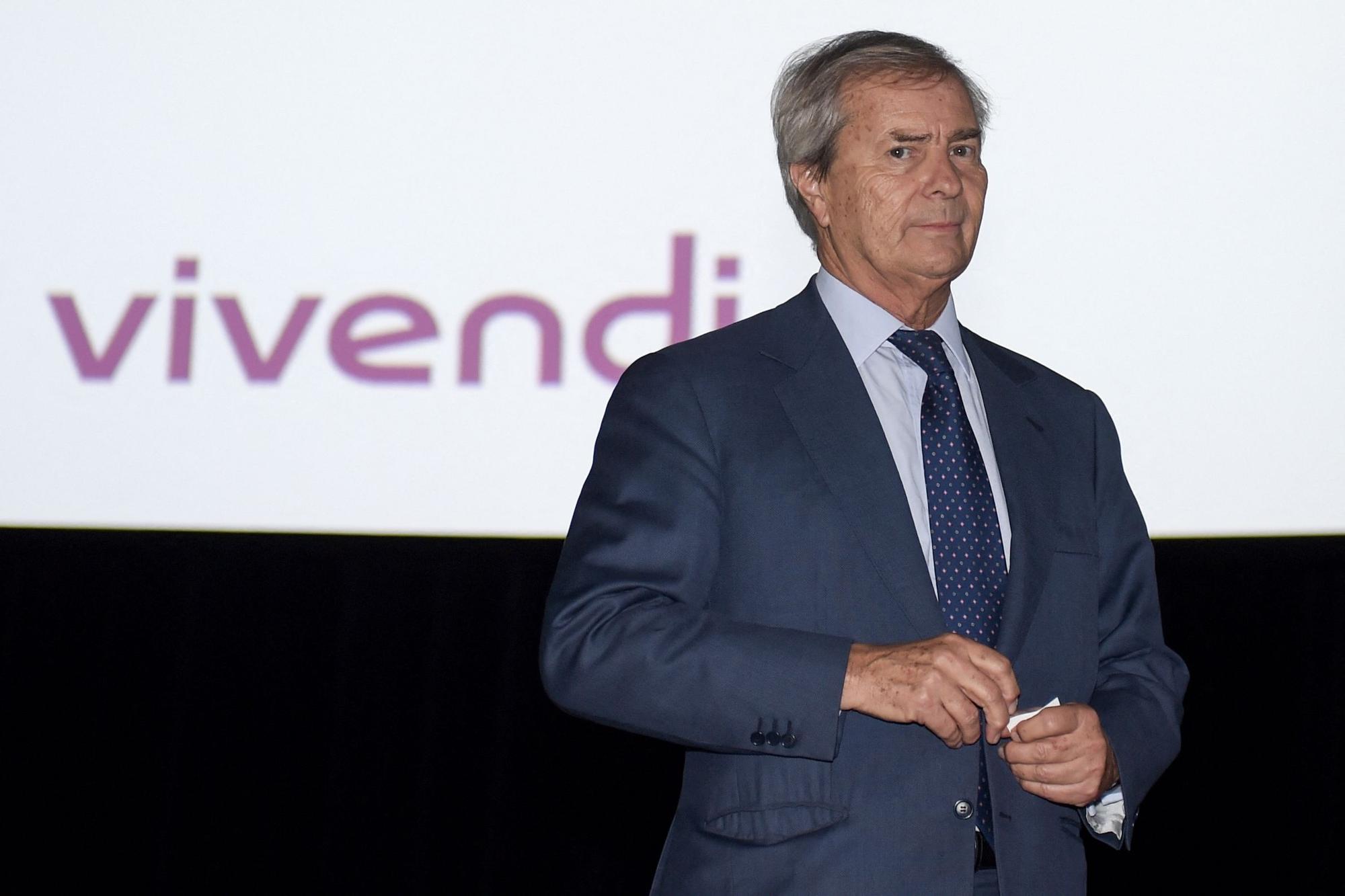 (FILES) In this file photo taken on April 19, 2018 Chairman of the Supervisory Board of French media group Vivendi Vincent Bollore arrives to attend a Vivendi general meeting in Paris. - Bollore's empire celebrates its bicentenary on February 17, 2022. (Photo by ERIC PIERMONT / AFP)