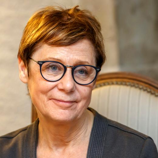 Martine Brunschwig Graf, presidente du bureau de l'amiable compositeur et presidente de la commission federale contre le racisme, s'exprime sur l'Operation Papyrus a Geneve: une initiative globale et novatrice pour les etrangers sans papiers, lors d…