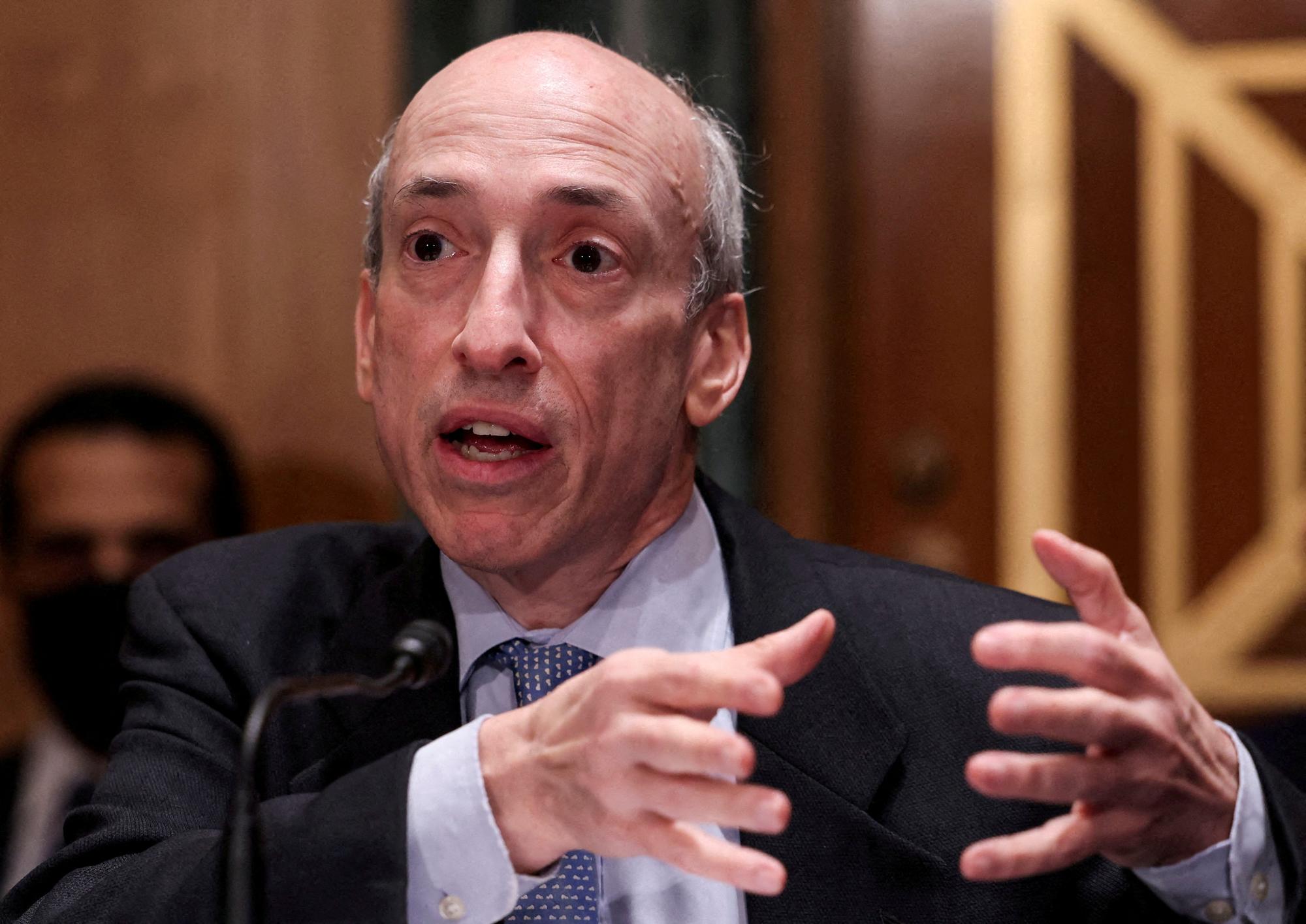 FILE PHOTO: U.S. Securities and Exchange Commission (SEC) Chair Gary Gensler testifies before a Senate Banking, Housing, and Urban Affairs Committee oversight hearing on the SEC on Capitol Hill in Washington, U.S., September 14, 2021. REUTERS/Evelyn Hockstein/Pool/File Photo
