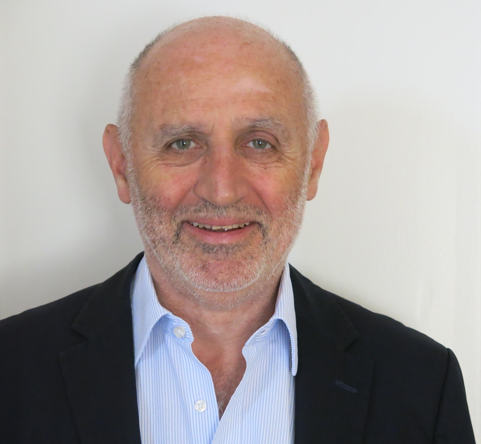 Portrait de l'auteur Mario Carera