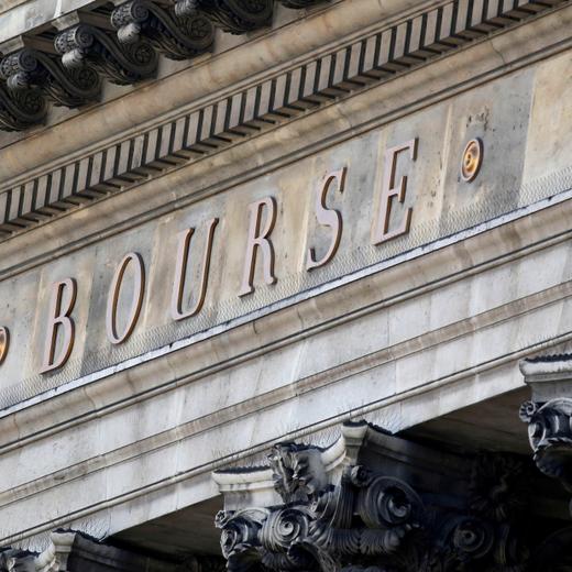 Façade du Palais Brongniart, qui abrita longtemps la Bourse de Paris Stock Exchange, 2018. REUTERS/Regis Duvignau/File Photo