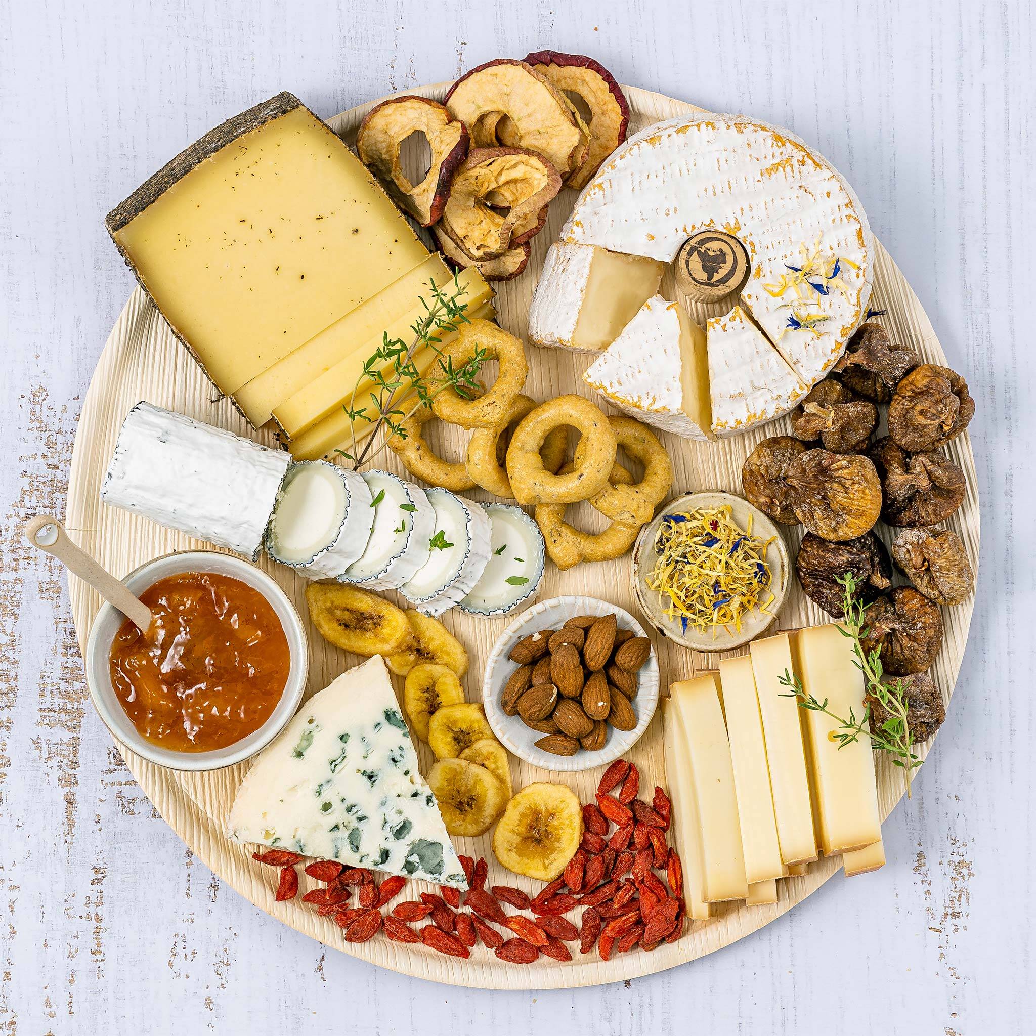 La boutique en ligne Cheesebar réunit un bel assortiment de fromages suisses et étrangers. 