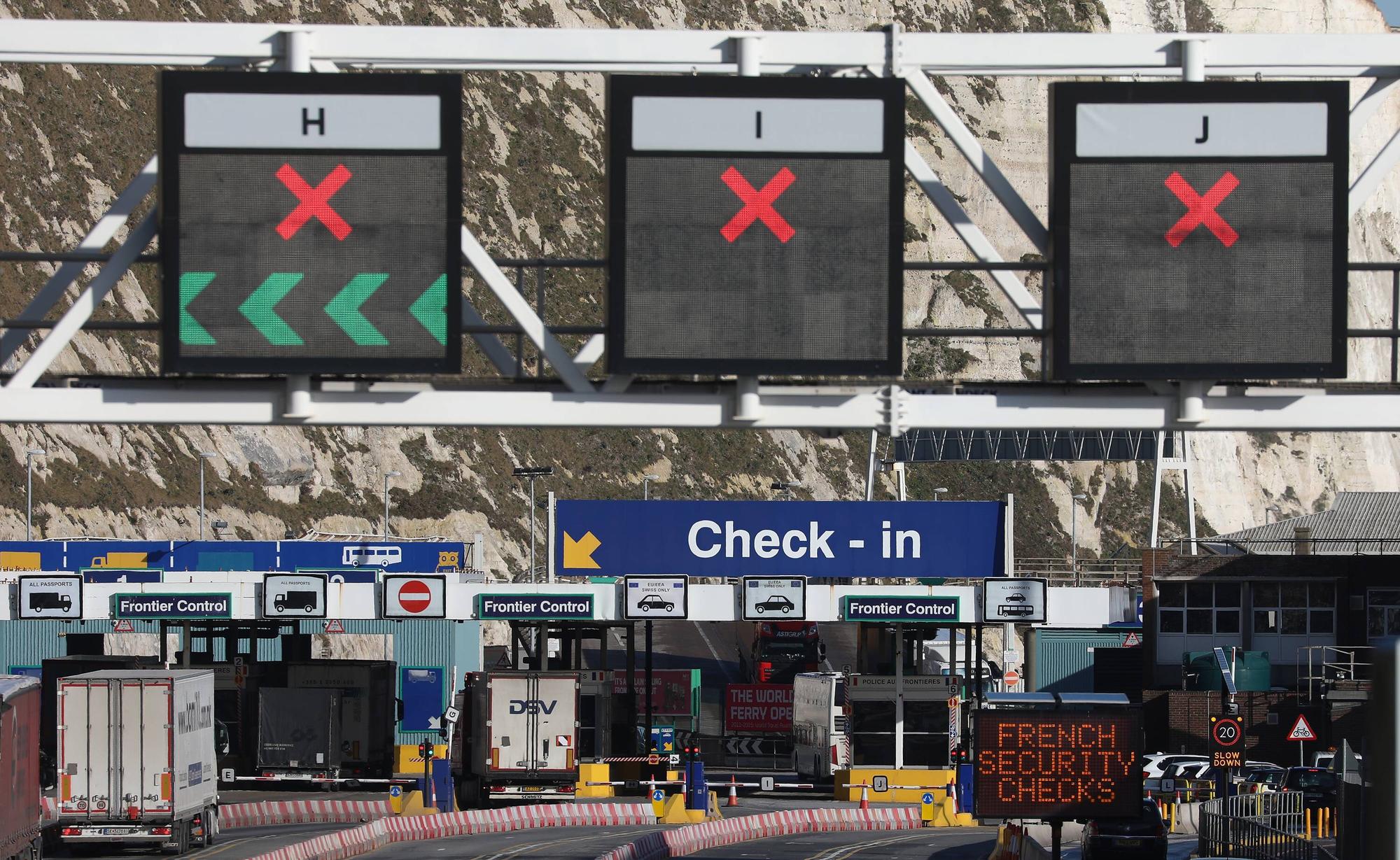Port of Dover - Kent Lorries arriving at the Port of Dover in Kent. Picture dated: Thursday January 31, 2019. Photo credit should read: Isabel Infantes / EMPICS Entertainment. None PUBLICATIONxINxGERxSUIxAUTxONLY Copyright: xIsabelxInfantesx 40942807