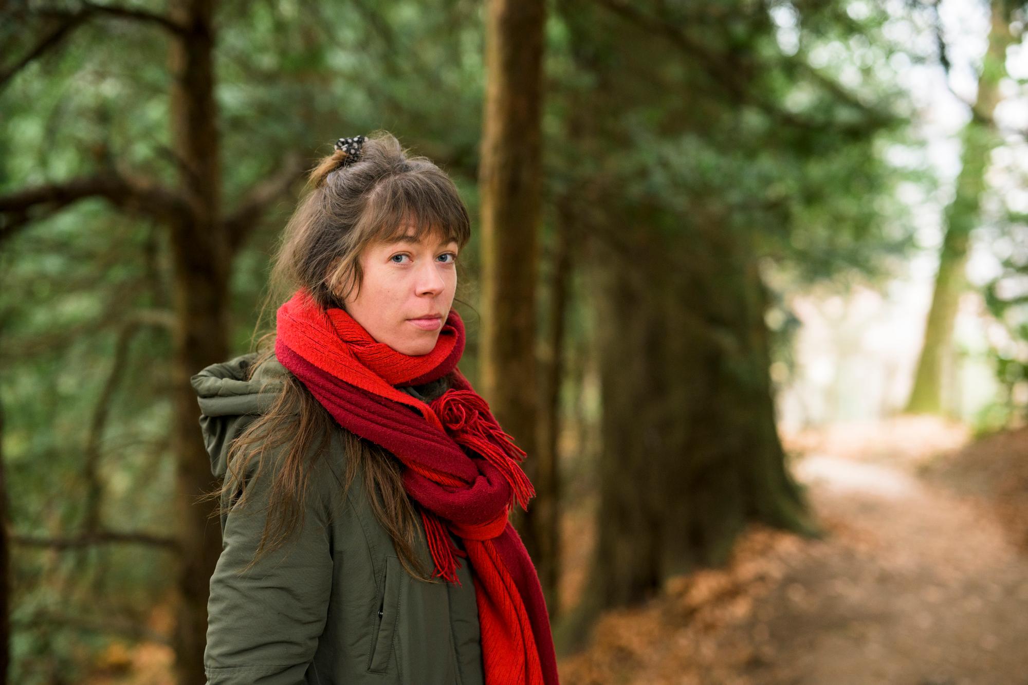 Fanny Desarzens, écrivaine, prix fédéral de littérature 2023. Parc de l'Hermitage. Lausanne. 22.2.2023. Eddy Mottaz / Le Temps