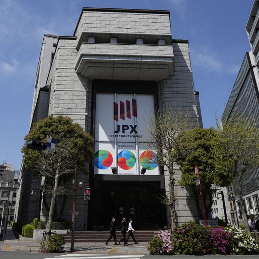 The Tokyo Stock Exchange building is seen on April 4, 2023 in Tokyo. Asian stock markets were mixed Thursday after the Federal Reserve said its economists expect a ?mild recession? this year.(AP Photo/Shuji Kajiyama)