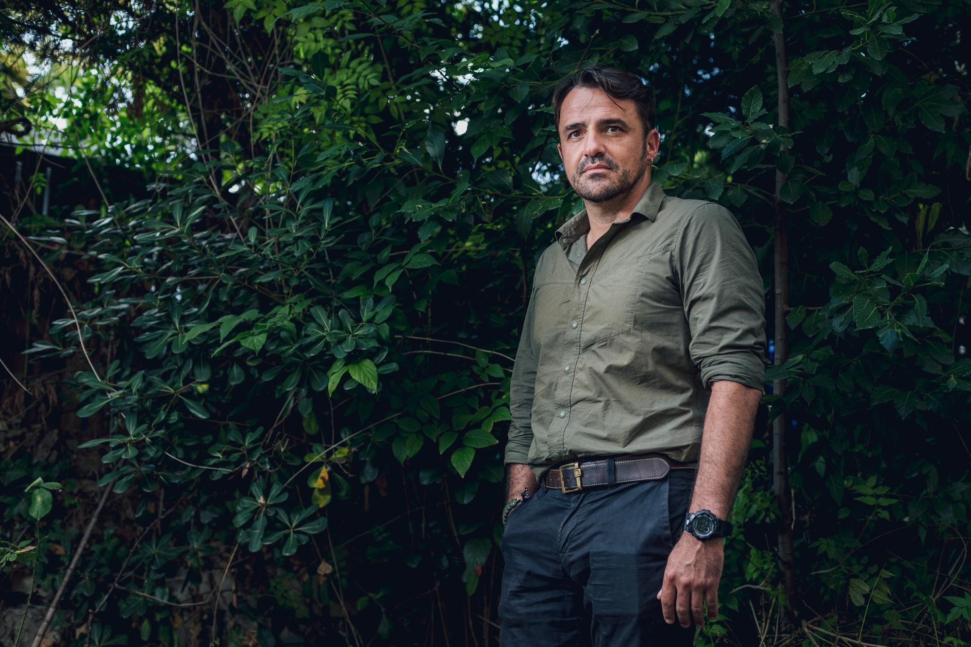 Marseille, 21 September 2021. Portrait of Baptiste Morizot, writer and lecturer in philosophy at the University of Aix-Marseille. His work, devoted to the relationship between humans and living beings, is based on fieldwork, particularly tracking wildlife. Photography by Gregoire Bernardi / Hans Lucas.  Marseille, 21 septembre 2021. Portrait de Baptiste Morizot, ecrivain et maitre de conference en philosophie a l universite d Aix-Marseille. Ses travaux, consacres aux relations entre l humain et le vivant s appuient sur des pratique de terrain, notamment de pistage de la faune sauvage. Photographie par Gregoire Bernardi / Hans LucasMarseille, 21 September 2021. Portrait of Baptiste Morizot, writer and lecturer in philosophy at the University of Aix-Marseille. His work, devoted to the relationship between humans and living beings, is based on fieldwork, particularly tracking wildlife. Photography by Gregoire Bernardi / Hans Lucas.  Marseille, 21 septembre 2021. Portrait de Baptiste Morizot, ecrivain et maitre de conference en philosophie a l universite d Aix-Marseille. Ses travaux, consacres aux relations entre l humain et le vivant s appuient sur des pratique de terrain, notamment de pistage de la faune sauvage. Photographie par Gregoire Bernardi / Hans Lucas