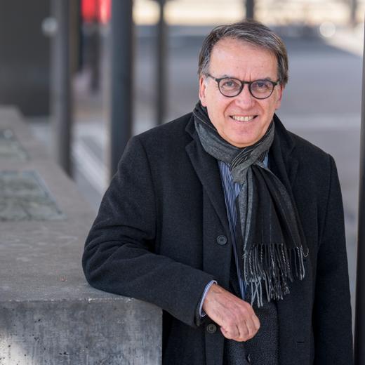 Marc Perrenoud, historien, il vient de publier une bd sur la guerre d'Algérie. Neuchâtel. 5.4.2023.