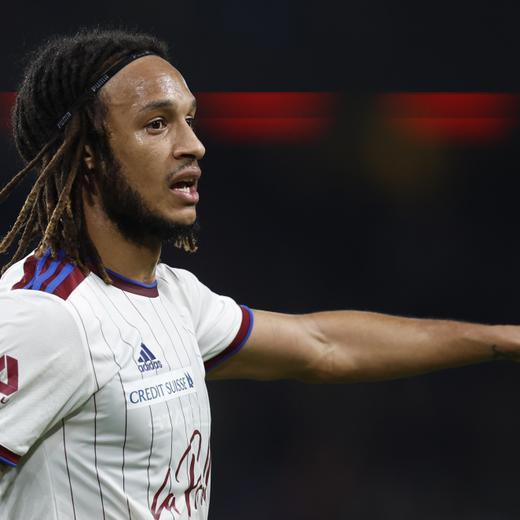 Servettes Kevin Mbabu im Super League Spiel zwischen dem BSC Young Boys Bern und Servette FC, am Samstag, 22. April 2023 im Stadion Wankdorf in Bern. (KEYSTONE/Peter Klaunzer)