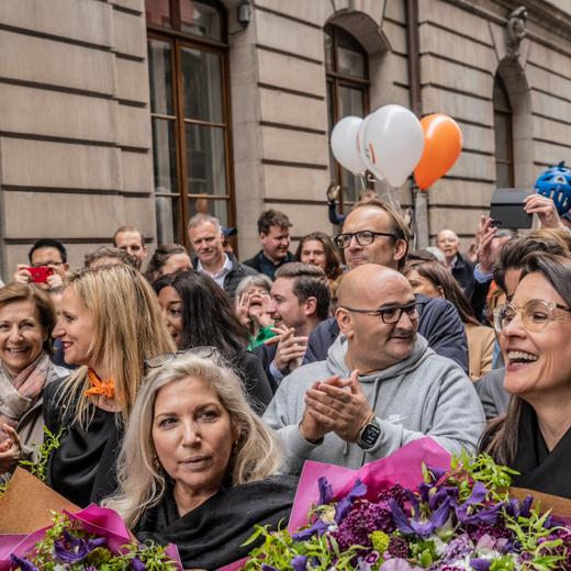 La droite unie arive.