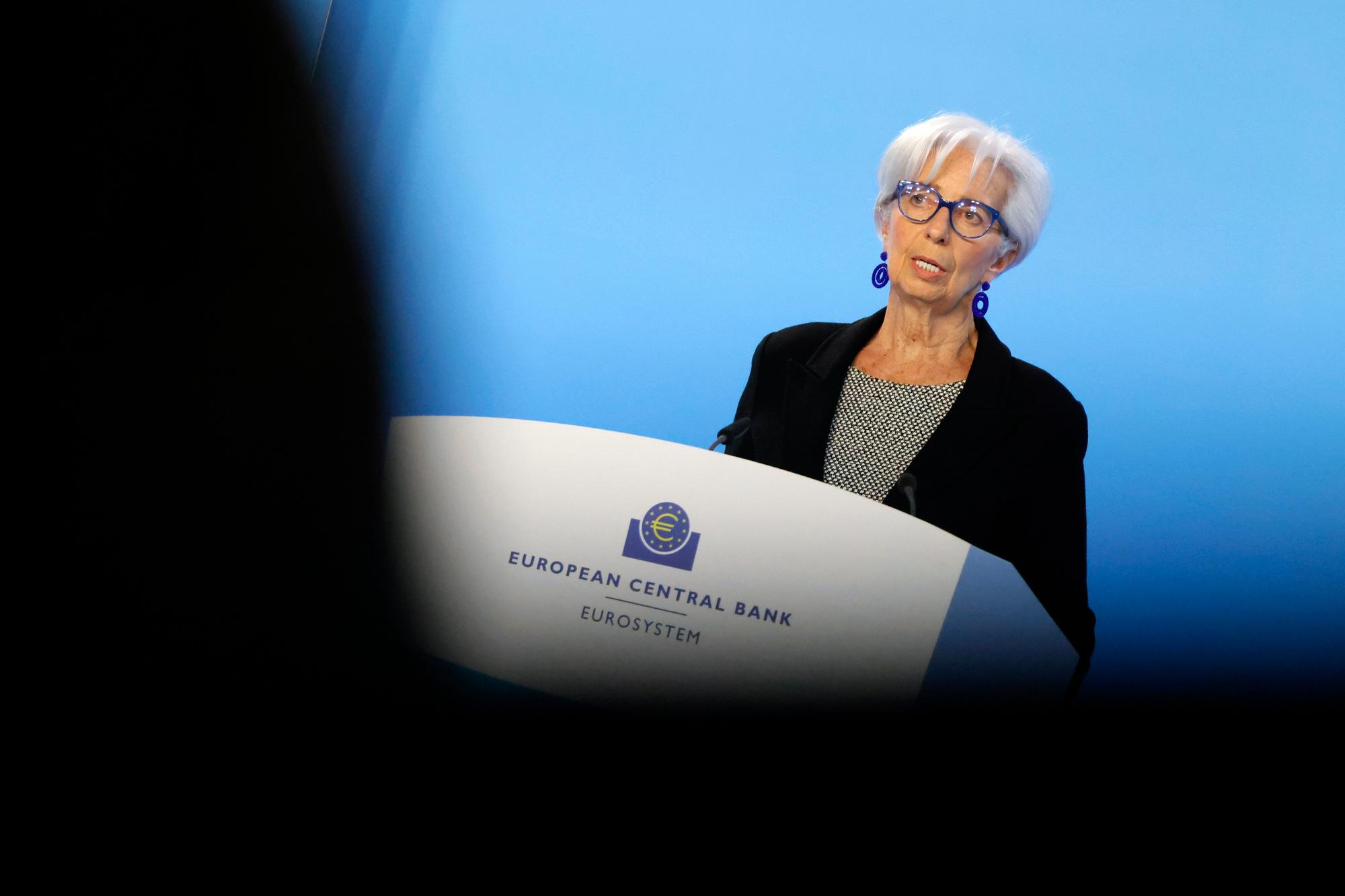 epa10608360 European Central Bank (ECB) President Christine Lagarde addresses a press conference following the meeting of the ECB Governing Council in Frankfurt am Main, Germany, 04 May 2023. EPA/RONALD WITTEK