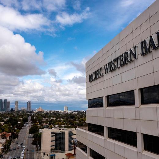 LOS ANGELES, CALIFORNIA - MAY 4: In an aerial view, a Pacific Western Bank building is seen on May 4, 2023 in Los Angeles, California. Pacific Western Bank's stock plunged Thursday in the wake of other bank failures. Following an unusual outflow of deposits this week, PacWest Bancorp says it plans to sell a $2.7 billion loan portfolio. David McNew/Getty Images/AFP (Photo by DAVID MCNEW / GETTY IMAGES NORTH AMERICA / Getty Images via AFP)