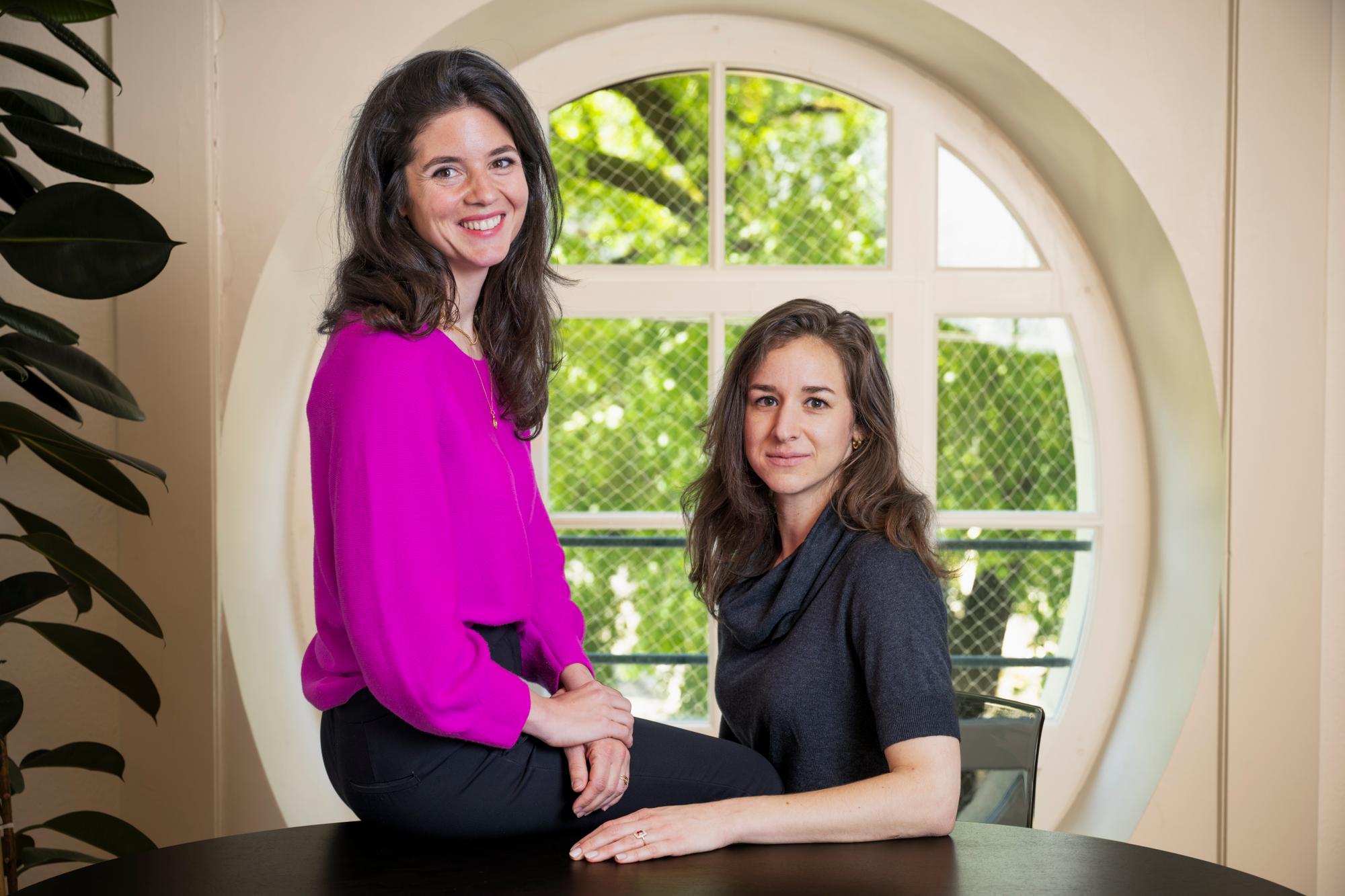 Les avocates pénalistes genevoises Valentine Bagnoud et Déborah Hondius. Genève. 4.5.2025.