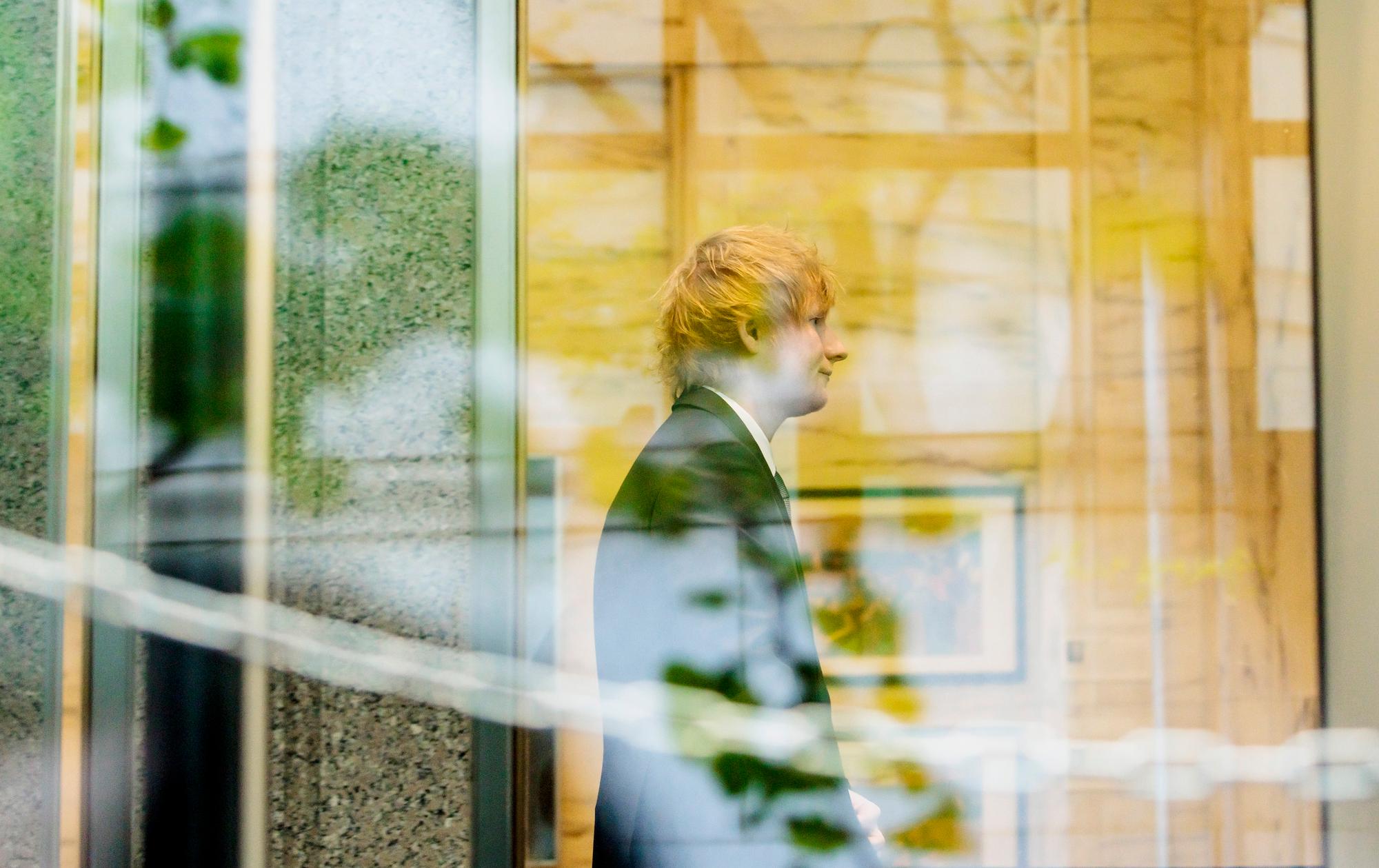 epa10590861 Musician Ed Sheeran (C) arrives to a federal court house to attend his copyright infringement trial in New York, New York, USA, 25 April 2023. Sheeran is being accused of copying portions of the Marvin Gaye song â€˜Letâ€™s Get it Onâ€™, which was co-written by Ed Townsend, in his song â€˜Thinking Out Loudâ€™. EPA/JUSTIN LANE