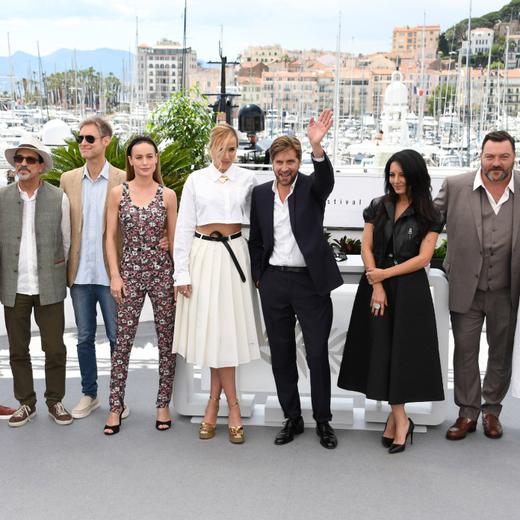 Internationale Filmfestspiele von Cannes, Photocall Jury 76th Cannes Film Festival 2023, Photocall Jury of The 76th Annual Cannes Film Festival . Pictured: Paul Dano, Atiq Rahimi, Damian Szifron, Brie Larson, Julia Ducournau, Ruben Ostlund, Maryam Touzani, Denis Menochet, Rungano Nyon PUBLICATIONxNOTxINxITA Copyright: xAlbertoxTerenghi/PoolxPhotoxEvenx/xPoolxPhotoxEventsx01x IPA_IPA37968811