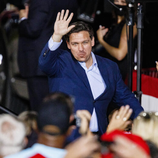 October 23, 2020, Pensacola, FLORIDA, U.S: Florida Governor Ron DeSantis R waves to the crowd before President of the United States Donald J. Trump speaks at a campaign rally in Pensacola, Florida on October 23, 2020. President Trump is running for a second term against former Vice President Joe Biden. Pensacola U.S. - ZUMAa14_ 20201023_zaf_a14_038 Copyright: xDanxAndersonx