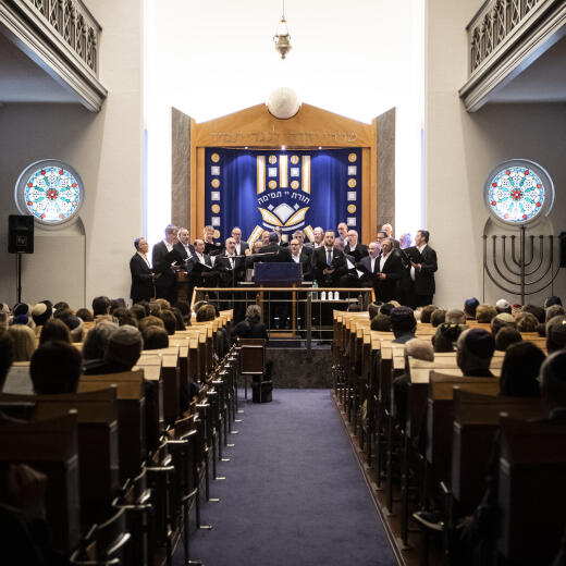 Men sing during the 80th anniversary of the Kristallnacht in Zurich, Switzerland, 08 November 2018. On 09 November 1938, a vast series of attacks against Jewish people, synagogues, Jewish owned businesses and homes were committed all across Germany, the line of events what became known as 'Kristallnacht' or the 'Night of Broken Glass'. (KEYSTONE/Ennio Leanza)