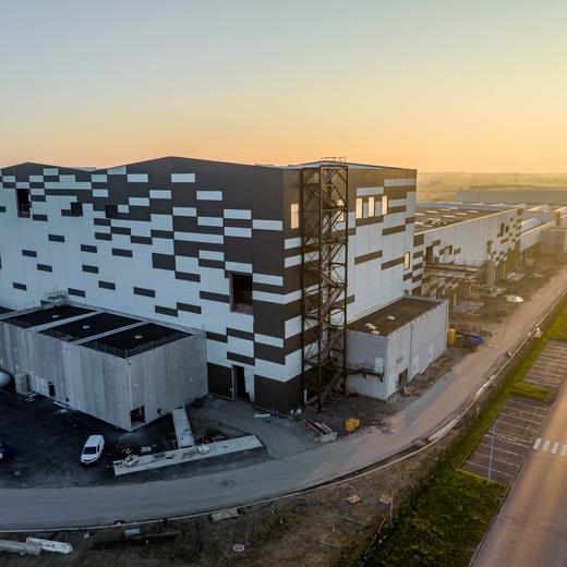 La gigafactory d'ACC avant son ouverture.