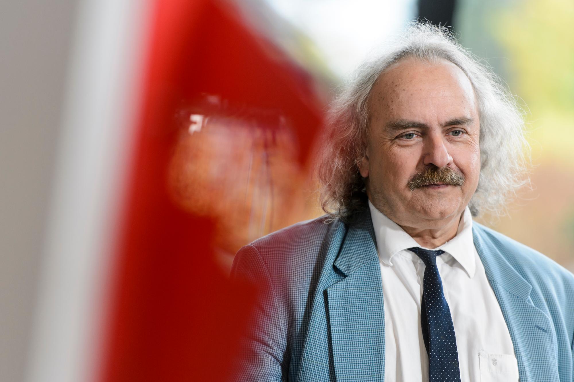 Luc Recordon à Lausanne lors du premier tour, le 18 octobre 2015.