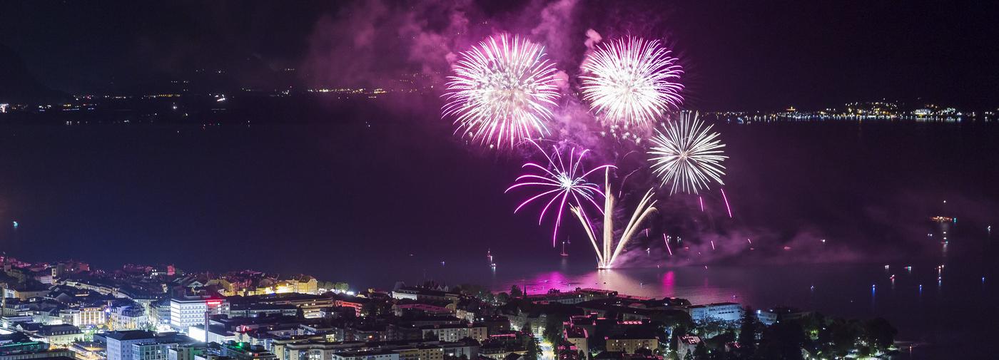 Un vœu, comme une prière laïque, une odeur de feux d'artifice…