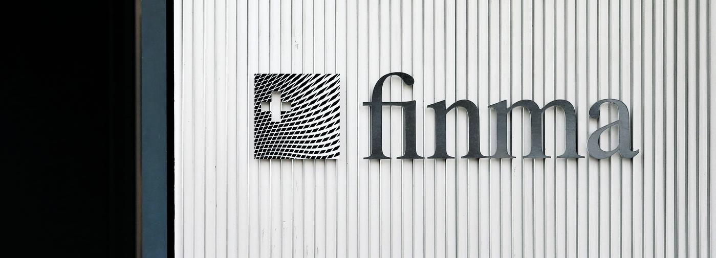 Il est légitime que la Finma dispose de pouvoirs de sanction, même sévères. Mais il est nécessaire que des garanties procédurales strictes soient sauvegardées.