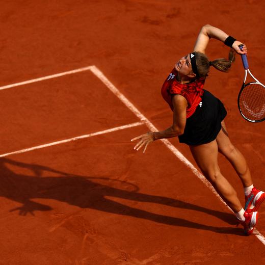 Tennis - French Open - Roland Garros, Paris, France - June 8, 2023  Czech Republic's Karolina Muchova in action during her semi final match against Belarus' Aryna Sabalenka REUTERS/Lisi Niesner