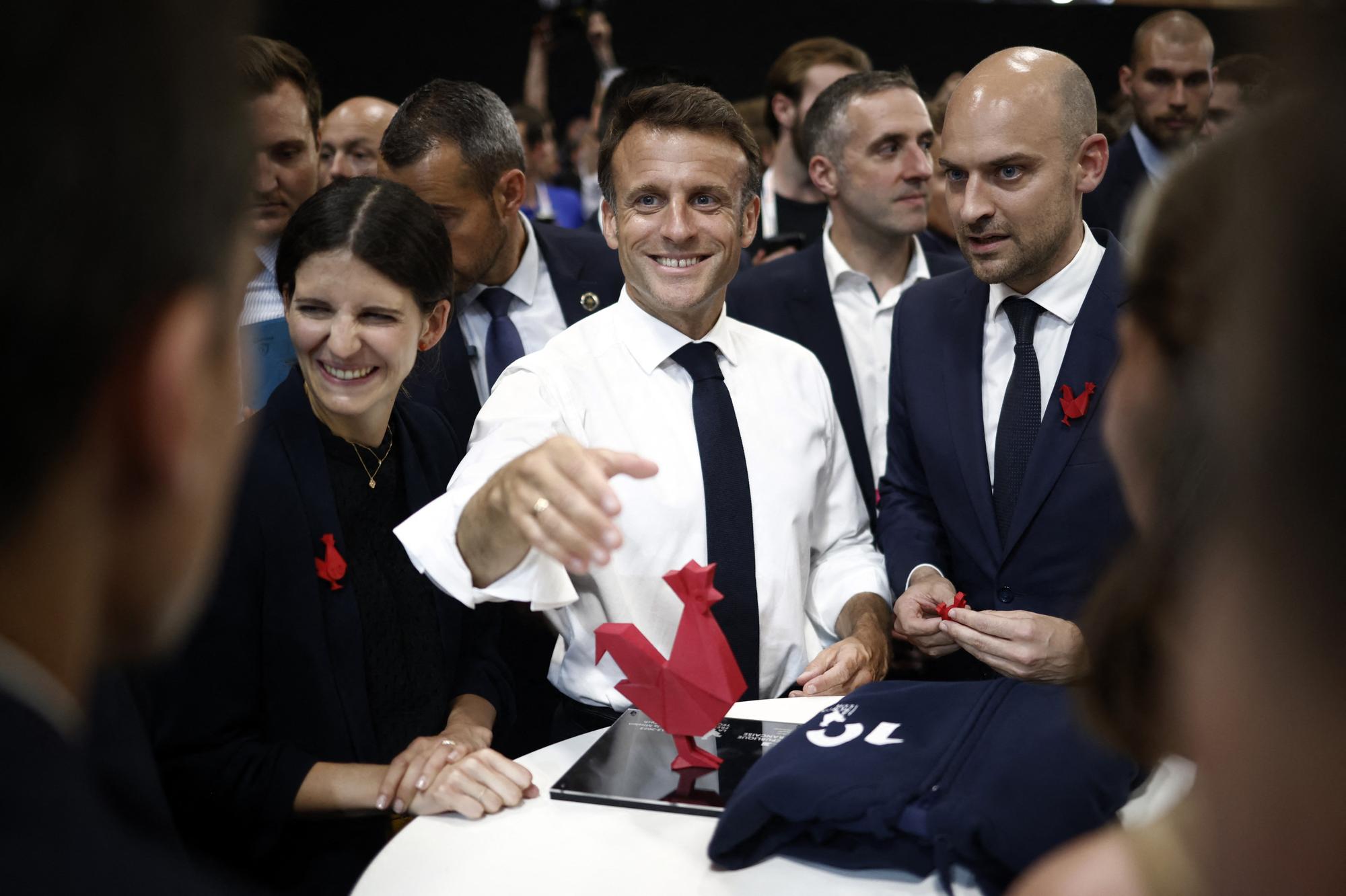 Emmanuel Macron lors de sa visite à VivaTech ce mercredi.