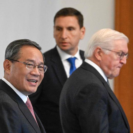 Le Premier ministre chinois Li Qiang aux côtés du président allemand Frank-Walter Steinmeier le 19 juin.