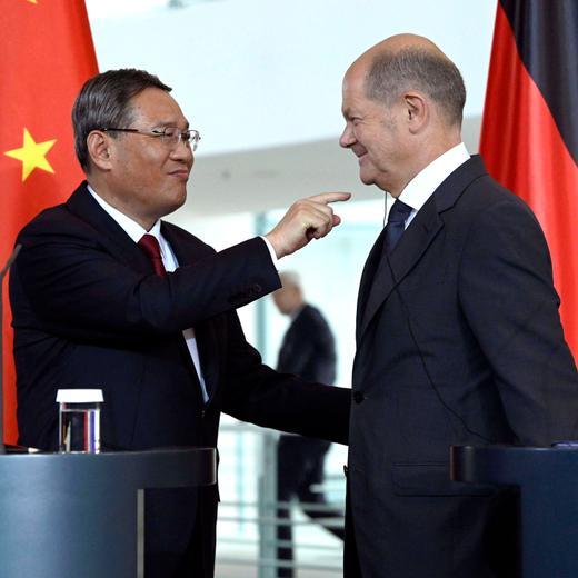 Li Qiang und Olaf Scholz bei der Pressekonferenz zu den 7. Deutsch-Chinesischen Regierungskonsultationen unter dem Titel Gemeinsam nachhaltig handeln im Bundeskanzleramt. Berlin, 20.06.2023 *** Li Qiang and Olaf Scholz at the press conference on the 7 German-Chinese Government Consultations under the title Acting Sustainably Together at the Federal Chancellery Berlin, 20 06 2023 Foto:xF.xKernx/xFuturexImage