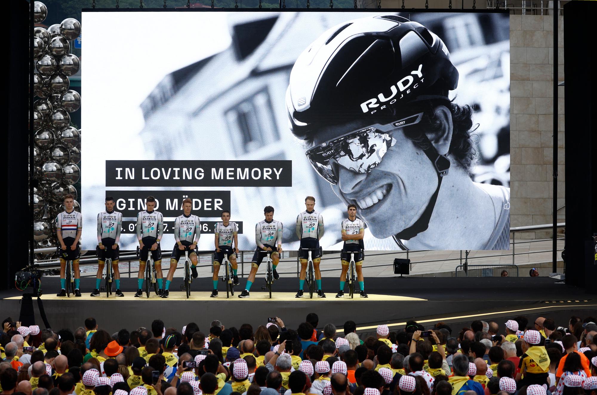 Cycling - Tour de France - Presentation of the teams in front of the Guggenheim Museum - Bilbao, Spain - June 29, 2023  Team Bahrain Victorious during tribute to late cyclist Gino Mader REUTERS/Stephane Mahe