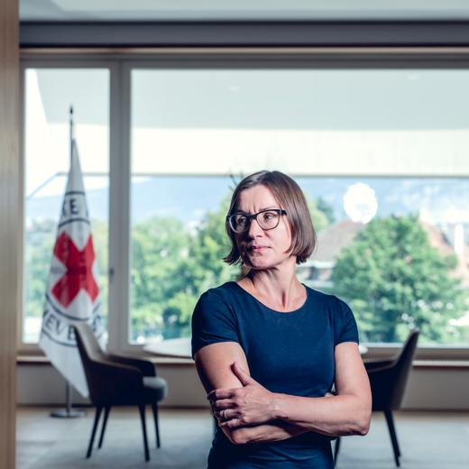 Mirjana Spoljaric, présidente du CICR photographiée dans un salon du siège de Genève, 27.06.2023 © David Wagnières