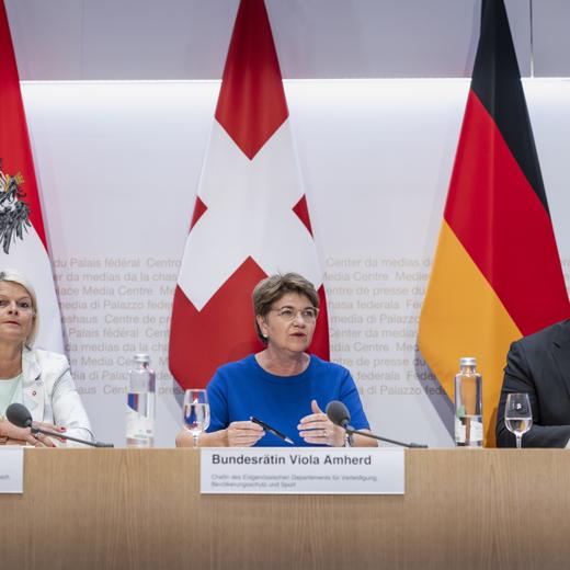 epa10731517 (R-L) German Minister of Defence Boris Pistorius, Swiss Federal Councillor Viola Amherd and Austrian Federal Minister of Defence, Klaudia Tanner sign a letter of intent to participate in the ground-based air defence "European Sky Shields Initiative" together with 17 other European states during this year's D-A-CH (Germany, Austria and Switzerland) Defence Ministers meeting in Bern, Switzerland, 07 July 2023. Together with the defence ministers of Switzerland and Austria, Pistorius will discuss the security policy situation, the war in Ukraine and participation in the European Sky Shields Initiative. EPA/ALESSANDRO DELLA VALLE