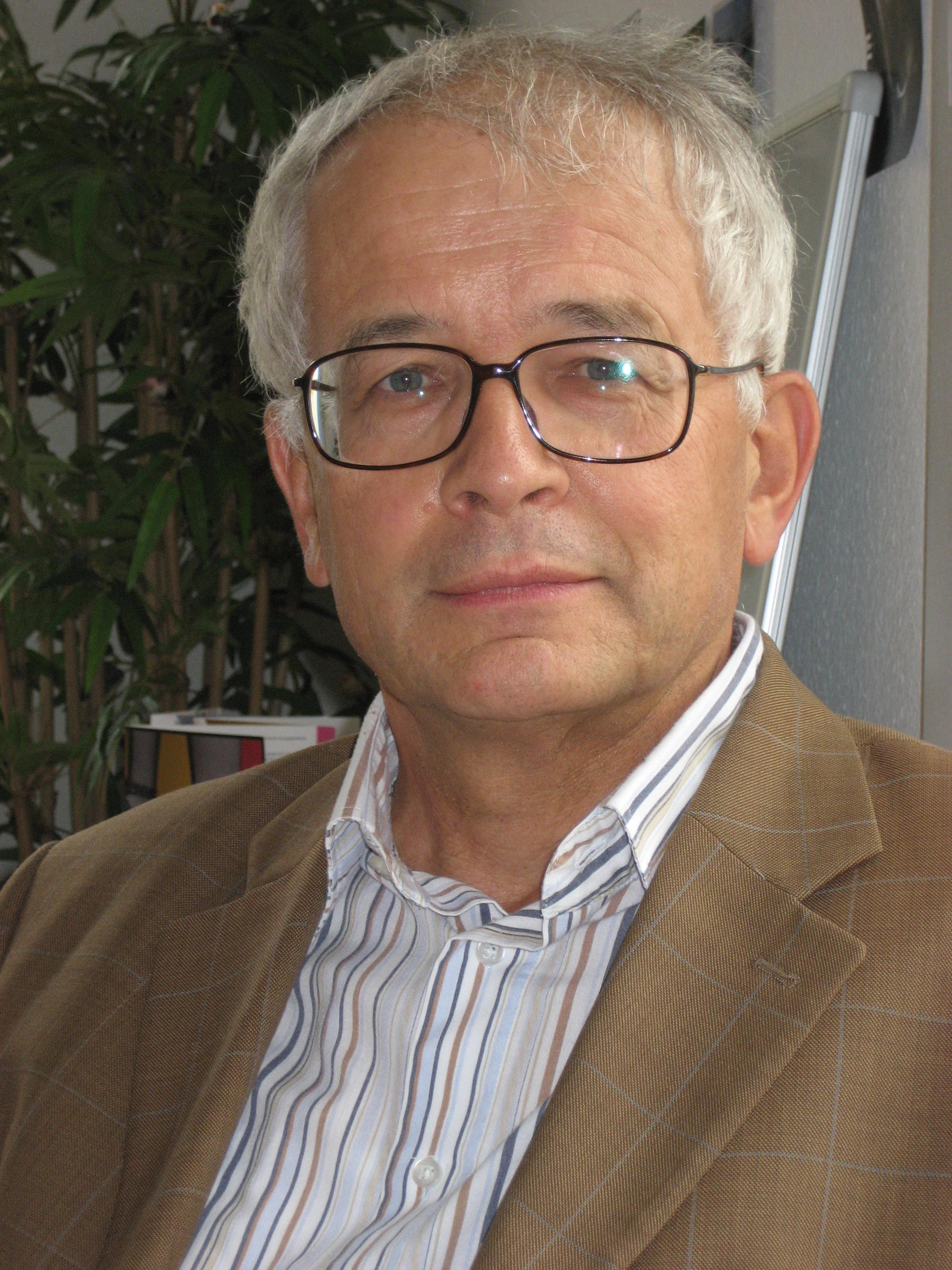 Portrait de l'auteur Denis Knoepfler