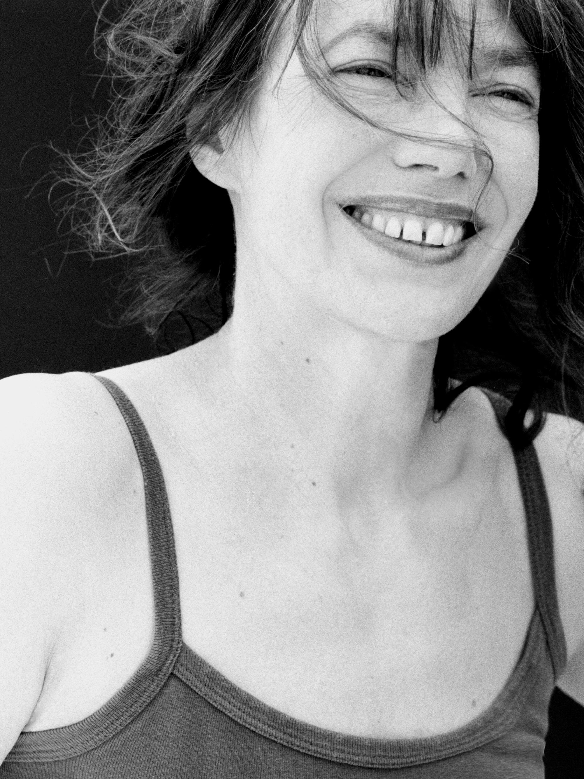 Jane Mallory Birkin, née le 14 décembre 1946 à Marylebone à Londres, est une actrice et une chanteuse anglaise. Photographiée à