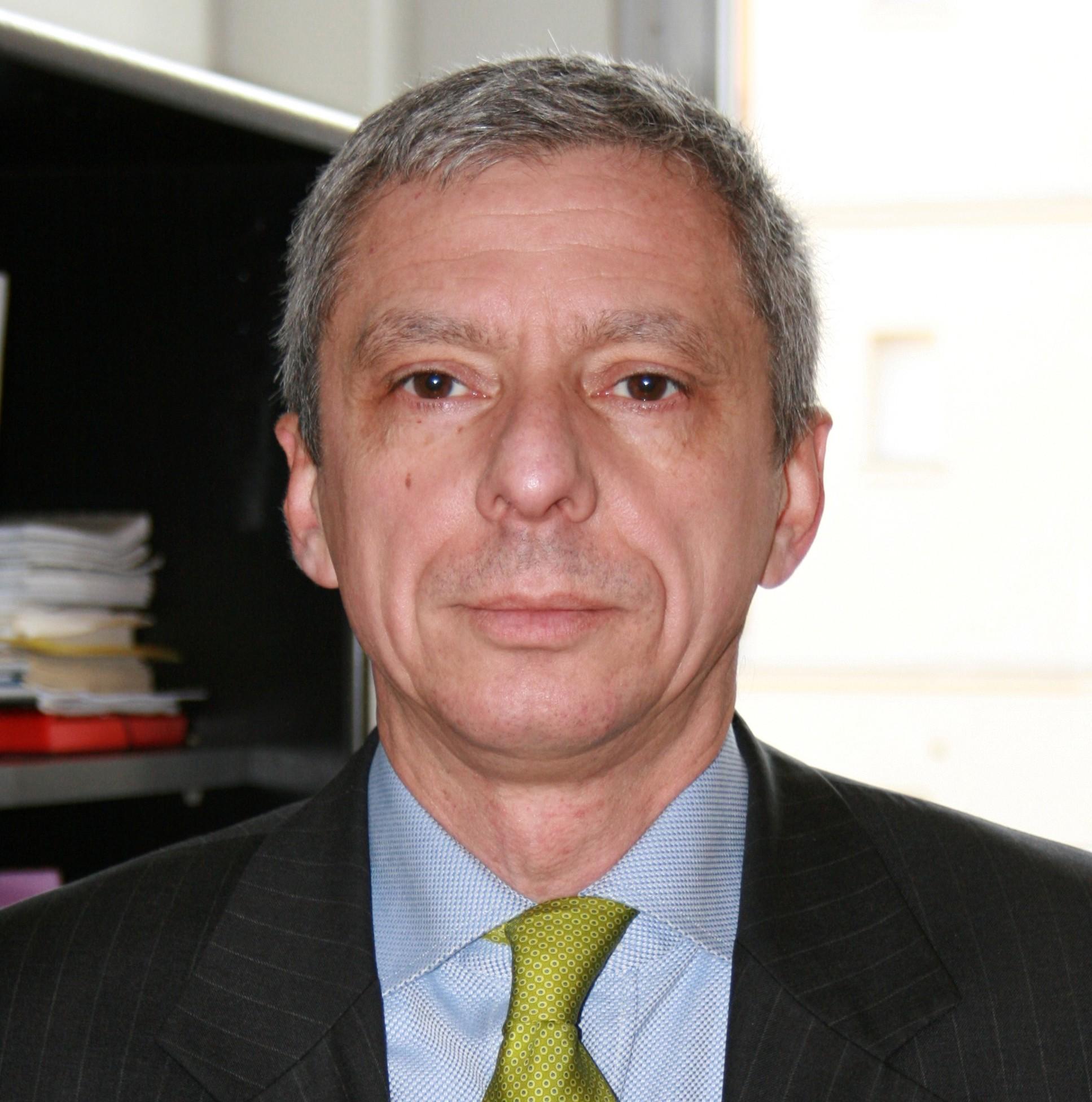 Portrait de l'auteur Jean-Yves Camus