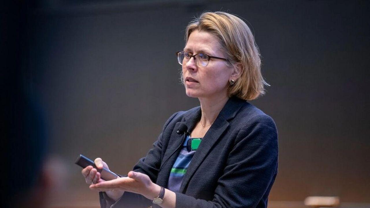 La nomination de Fiona Scott Morton est au cœur d'une controverse en raison de sa nationalité et de ses activités antérieures.