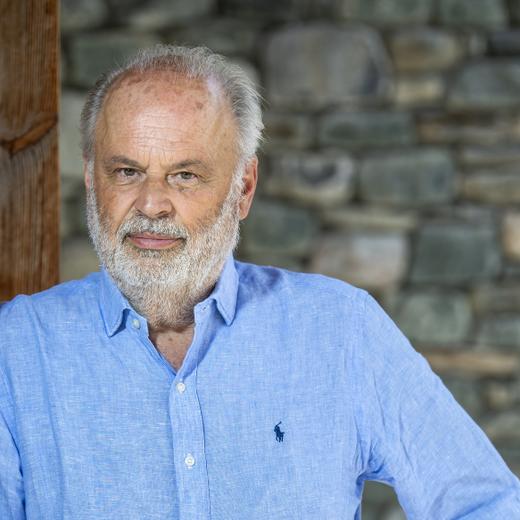 Martin Engstroem, fondateur et directeur du Verbier Festival pose le mercredi 21 juillet 2021 a Verbier. Le Verbier Festival est un festival de musique classique qui a lieu chaque annee en ete a Verbier. (KEYSTONE/Jean-Christophe Bott)