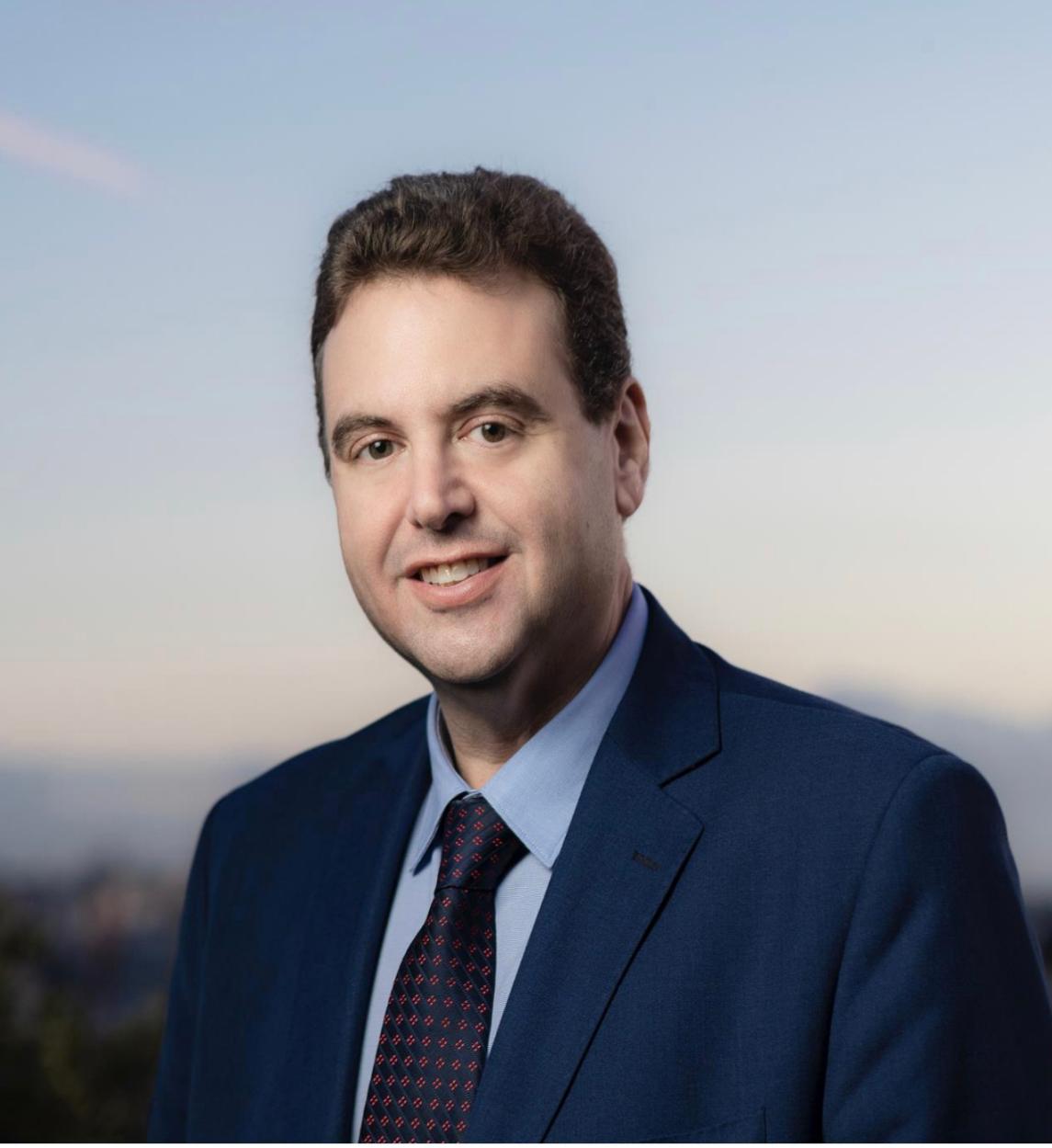 Portrait de l'auteur Karim Émile Bitar 