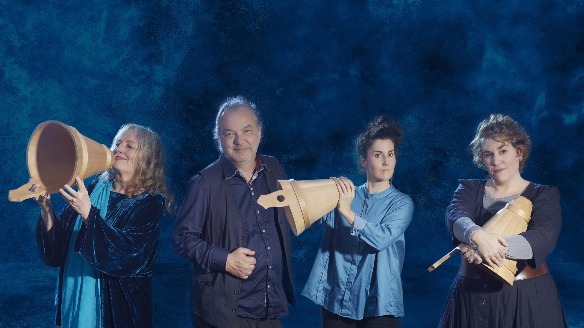 2022_10_26, Zürich, Atelier Brüderhofweg 9a, L aur blue, Corin Curschellas, Bruno Amstad, Ursina Giger, Astride Alexandre