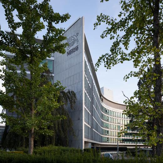Nestle Hauptsitz fotografiert am 16. August 2018 in Vevey. (KEYSTONE/Gaetan Bally)