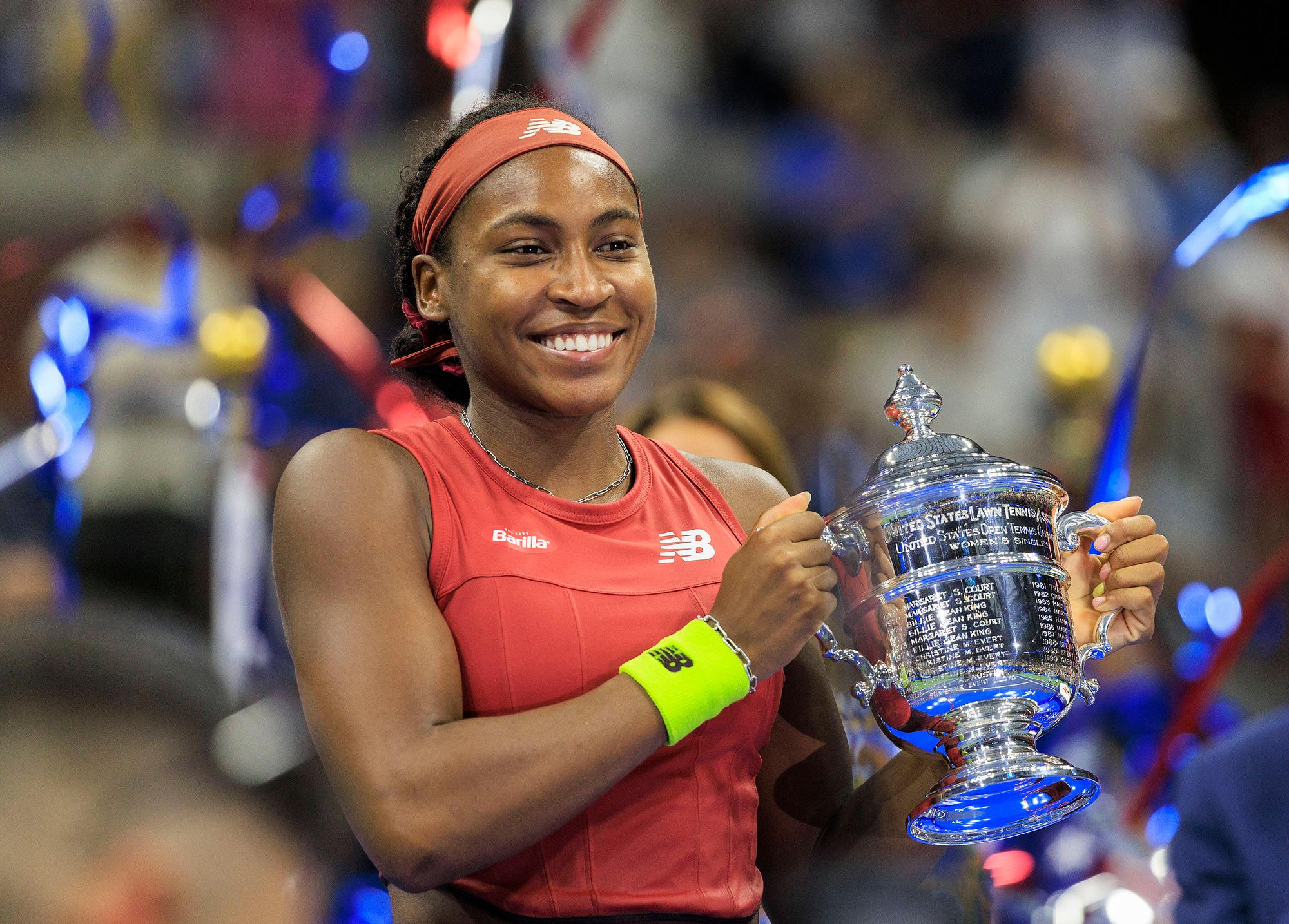 September 9, 2023, Flushing Meadows, New York, USA: Coco Gauff celebrates with trophy her win of the 2023 US Open WomenÃââ s Final match against Aryna Sabalenka held at the USTA Billie Jean King National Tennis Center on Saturday September 9, 2023 in the Flushing neighborhood of the Queens borough of New York City. JAVIER ROJAS/PI Flushing Meadows USA - ZUMAp124 20230909_zaa_p124_082 Copyright: xJavierxRojasx