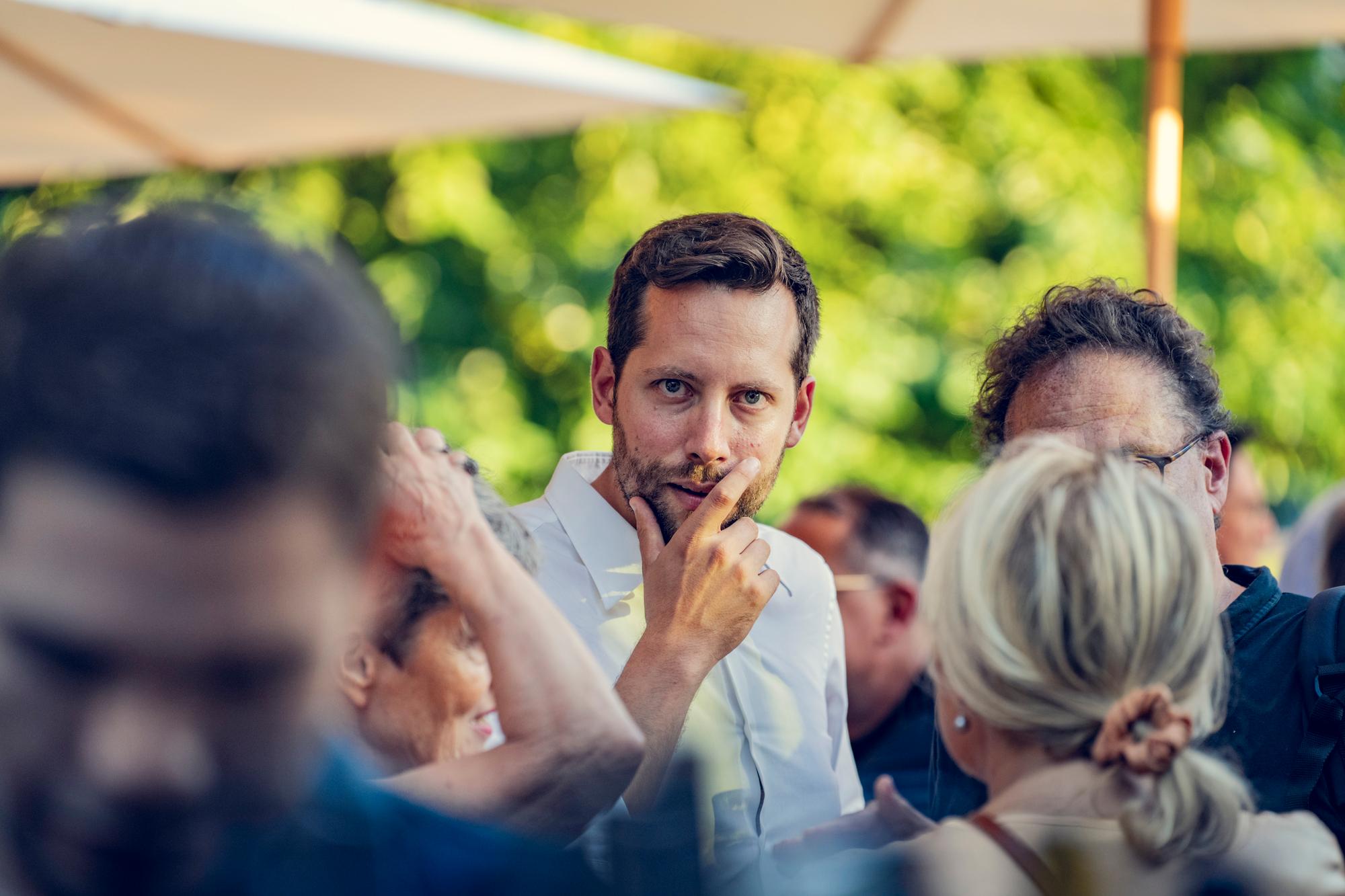 La campagne politique de Aurélien Barakat vert'libéral au restaurant la potinière au jardin Anglais sur le quais de Genève, le 06.09.2023 © David Wagnières