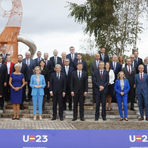 epa10863627 First Deputy Prime Minister of Spain and Minister for Economy and Digitalization, Nadia Calvino (4R) among other participants poses for a family picture at the start of the second day of the Ecofin informal meeting in Santiago de Compostela, Galicia, Spain, 16 September 2023. From 15 to 16 September, the informal ministerial meeting on EU Economic and Financial Affairs takes place in Santiago de Compostela. EPA/Lavandeira Jr