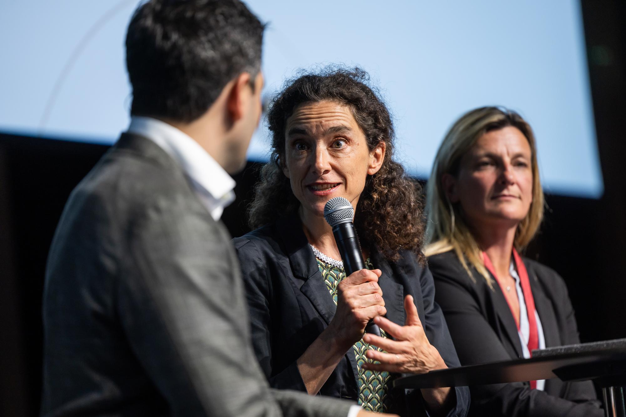 Isabelle Pasquier-Eichenberger, Conseillere nationale et vice-présidente ATE, lors du forum Mobilite, "Villes mobiles" presente par Le Temps et TPG ce Wednesday, October 4, 2023 au campus HEAD a Geneve. ©Cyril Zingaro pour Le Temps