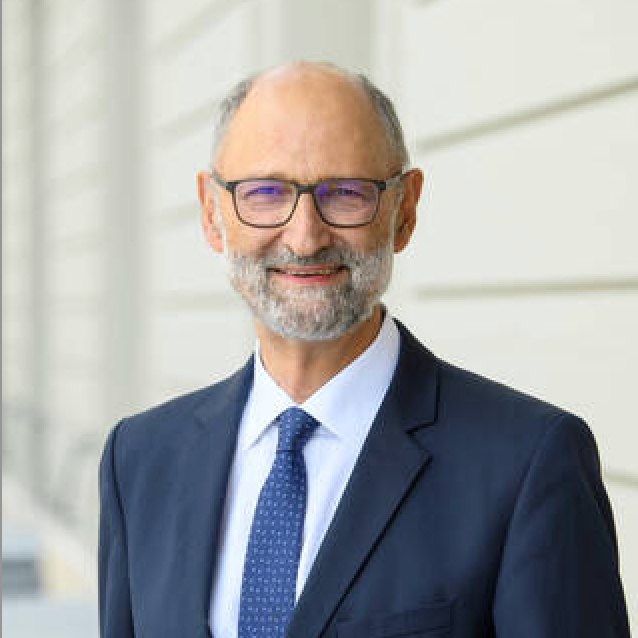 Portrait de l'auteur {this.author.name}}