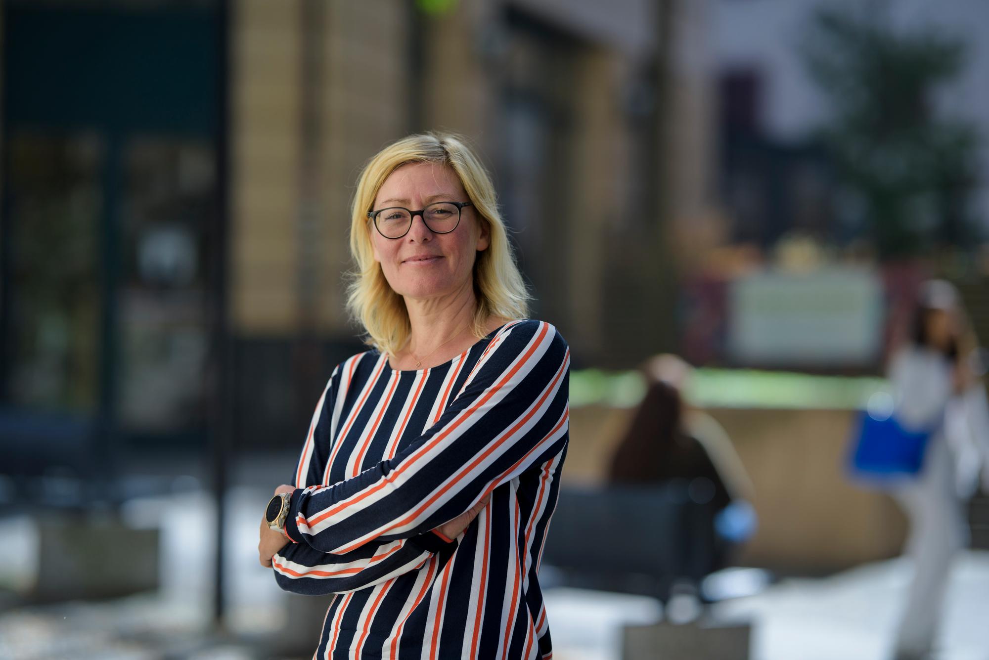 Dina Bazarbachi, avocate genevoise. Genève. 9.10.2023. Eddy Mottaz / Le Temps