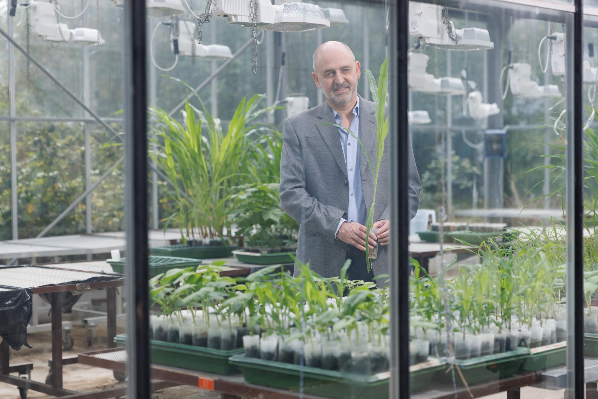 Neuenburg 30.8.2023. Gewinner Schweizer Wissenschaftspreis Marcel Benoist 2023: Ted Turlings, director of the centre of competence in chemical ecology (C3E) Universitaet Neuenburg. Foto: Daniel Rihs / Schweizer Wissenschaftspreise