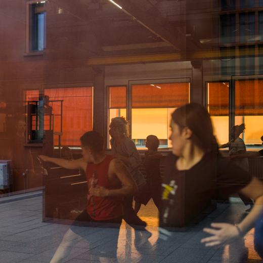 Frédéric Plazy le directeur de la Manufacture à Lausanne, la Haute Ecole romande des arts de la scène fête ses 20 ans. Lausanne. 17.10.2023. Eddy Mottaz / Le Temps