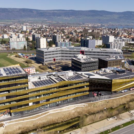 Le batiment Explorit photographie ce jeudi 1 avril 2021 au Parc technologique Y-Parc a Yverdon-les-bains. Le batiment or et noir Explorit pratiquement autonome en énergie est un centre ludique consacre a la science. Il proposera, entre autre, des espaces de bureaux, un espace Loisirs et Decouvertes, Kindercity pour les tout-petits (0-6 ans) et un Sciencity destines aux enfants des six ans, plus des salles de cinema. (KEYSTONE/Laurent Gillieron)