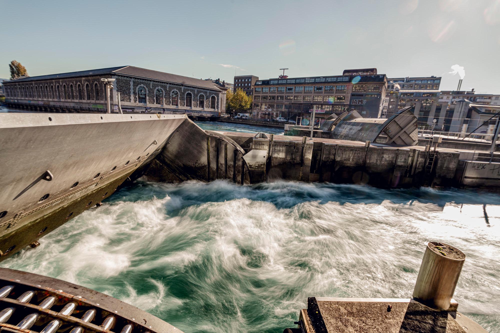 Le quai du seujet, Genève, le 08.11.2023 © David Wagnières